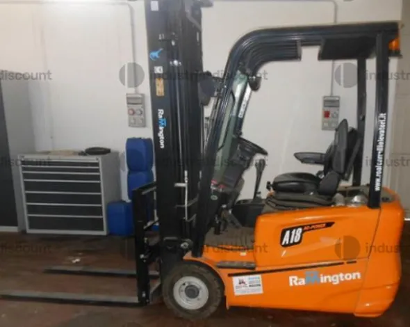 1#9940 Attrezzature per officina ed ufficio e attrezzature varie