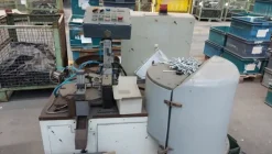 12#7174 Attrezzature per premontaggio vasca