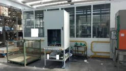 12#7174 Attrezzature per premontaggio vasca