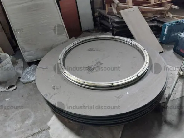 9#9089 Attrezzature per ristorazione e Amplificatore Yamaha e Scaffalature