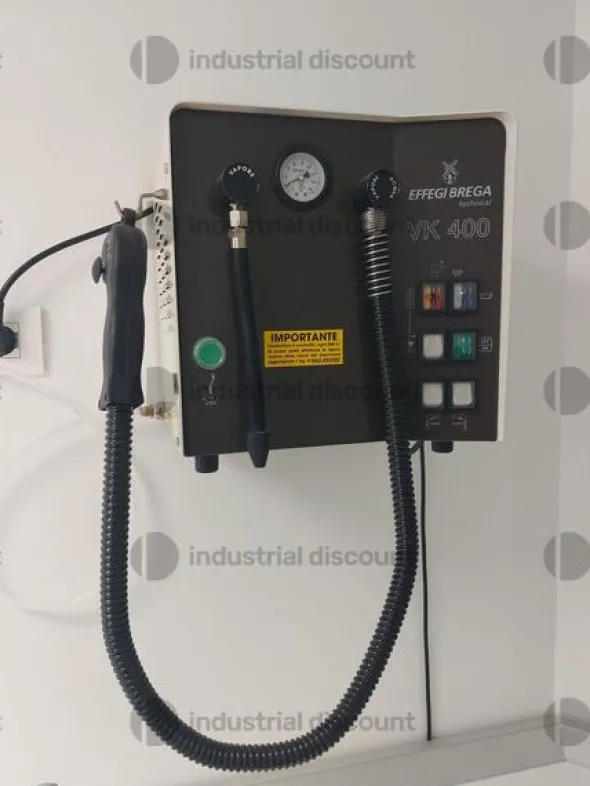11#8917 Attrezzature per sala ritocchi