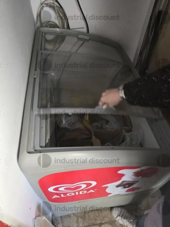 1#10312 Attrezzature ristorazione e bevande e alimenti a lunga scadenza
