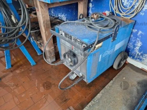 11#8903 Attrezzature specifiche d'officina