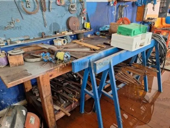 11#8903 Attrezzature specifiche d'officina