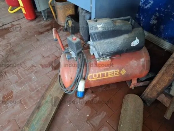 11#8903 Attrezzature specifiche d'officina