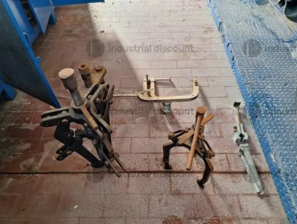 11#8903 Attrezzature specifiche d'officina