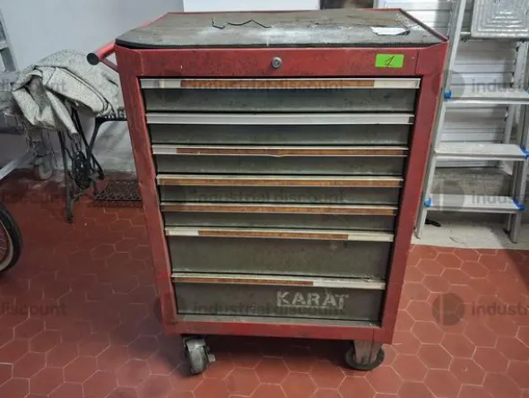 3#10272 Attrezzature utensili e strumenti per officina e lavorazioni meccaniche