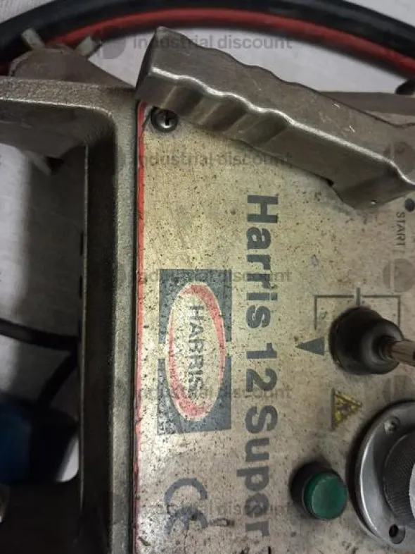 3#10272 Attrezzature utensili e strumenti per officina e lavorazioni meccaniche
