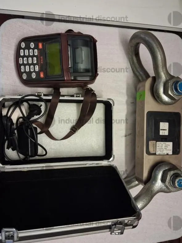 3#10272 Attrezzature utensili e strumenti per officina e lavorazioni meccaniche