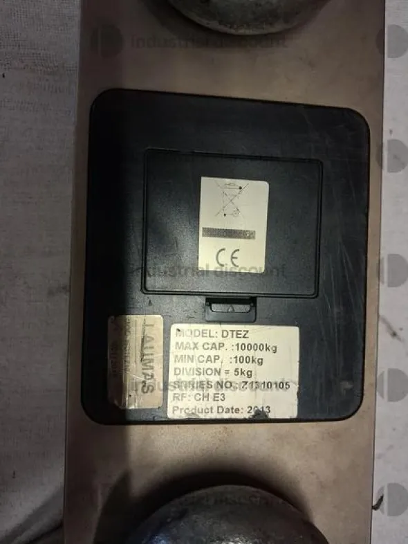 3#10272 Attrezzature utensili e strumenti per officina e lavorazioni meccaniche