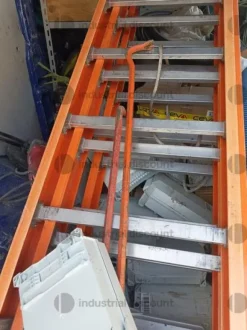 8#10015 Attrezzature varie da cantiere