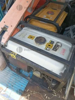 3#10015 Attrezzature varie da cantiere