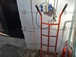 1#9752 Attrezzature varie di cantiere
