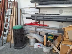 1#9752 Attrezzature varie di cantiere