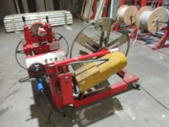 4#8599 Attrezzature varie di magazzino e rimanenze di materiale elettrico