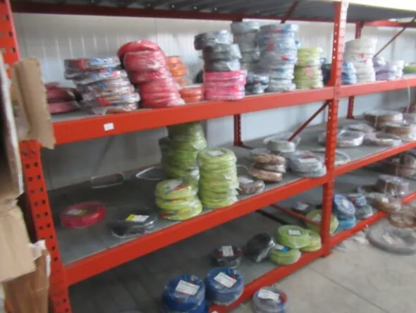 1#8599 Attrezzature varie di magazzino e rimanenze di materiale elettrico