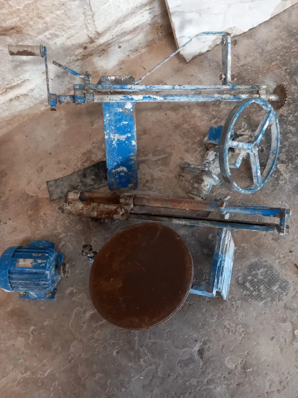 Attrezzature varie per la lavorazione marmi