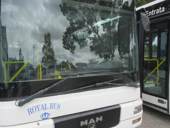 7#5473 Autobus Man