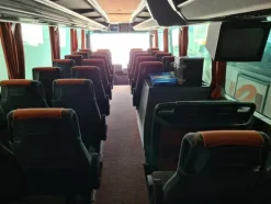 6#6173 Autobus 55 posti Evobus GMBH 0404 53T
