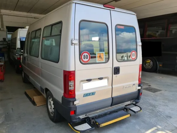 9#6173 Autobus 15 posti Fiat Ducato