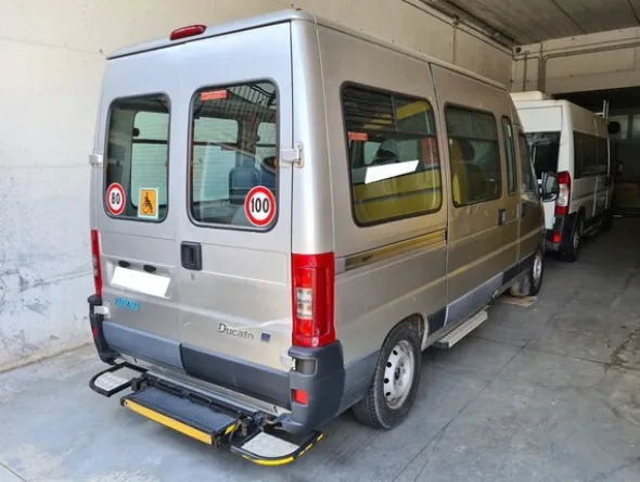 9#6173 Autobus 15 posti Fiat Ducato