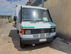 1#7220 Autocarri Mercedes Benz