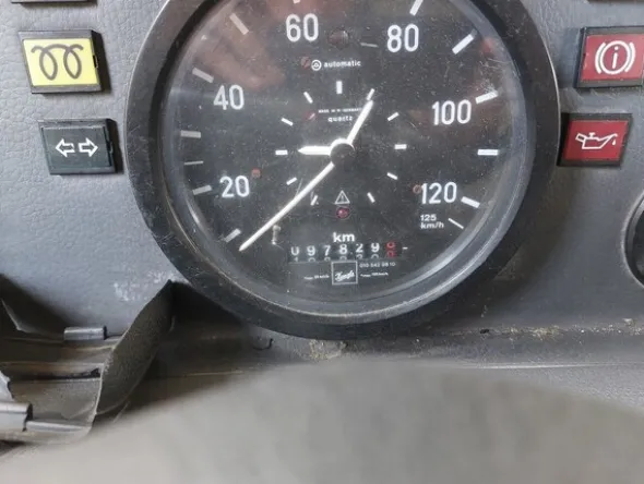 1#7220 Autocarri Mercedes Benz
