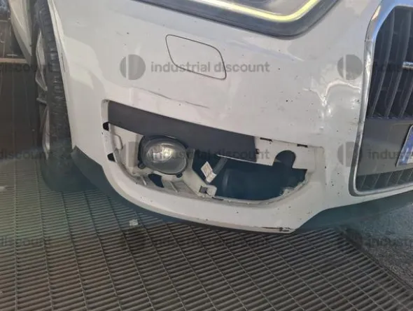3#10248 Autocarro Audi Q3