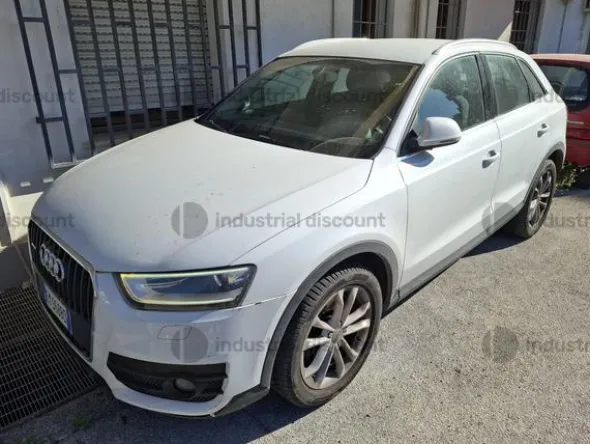 3#10248 Autocarro Audi Q3