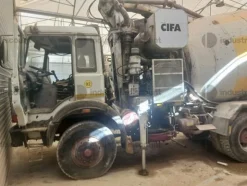 3#10006 Autocarro betonpompa Iveco