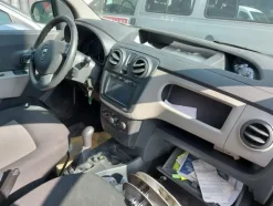 154#6557 Autocarro Dacia Dokker