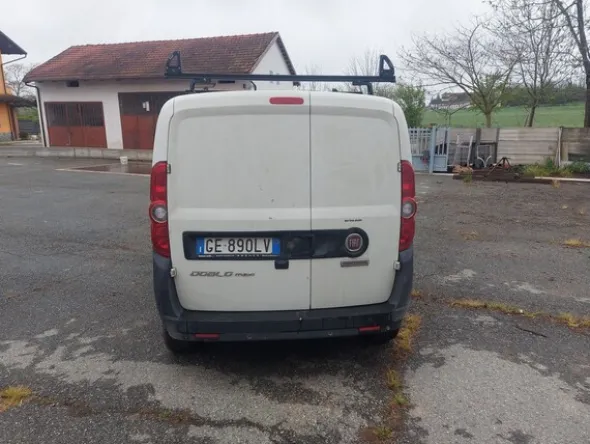 3#7793 Autocarro FiatDoblò
