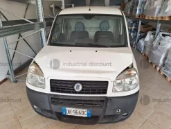 2#9370 Autocarro Fiat Doblò