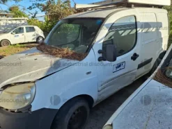 1#9329 Autocarro Fiat Doblò
