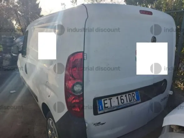2#9138 Autocarro Fiat Doblò