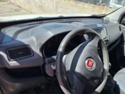 3#9509 Autocarro Fiat Doblò