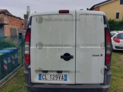 1#9760 Autocarro Fiat Doblò