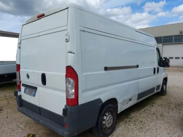 9#8245 Autocarro Fiat Ducato