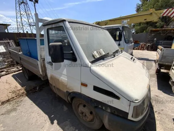 32#8816 Autocarro Fiat Iveco 35.10