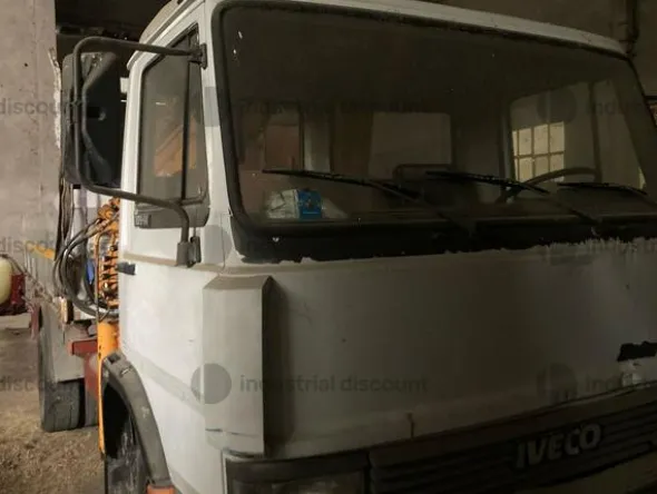 1#9189 Autocarro Fiat Iveco 109 con cassone ribaltabile trilaterale e gru Effer