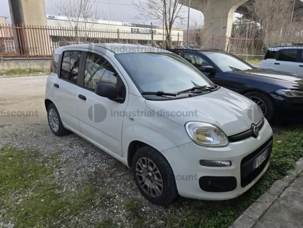 1#10282 Autocarro Fiat Panda