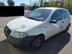 1#9370 Autocarro Fiat Punto Van