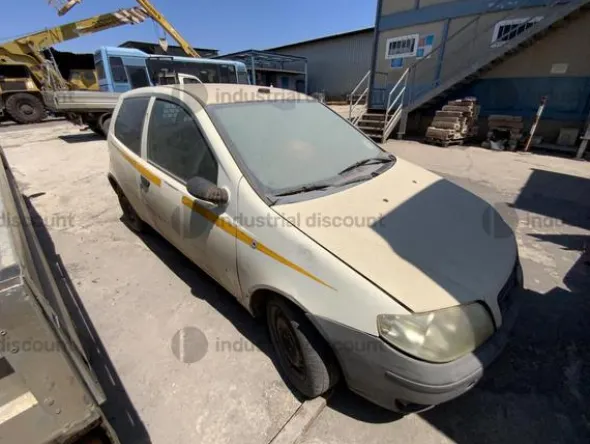 34#8816 Autocarro Fiat Punto Van