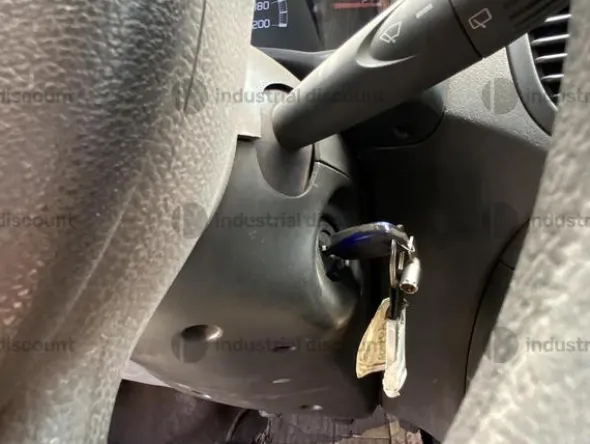 34#8816 Autocarro Fiat Punto Van