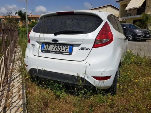6#7267 Autocarro Ford