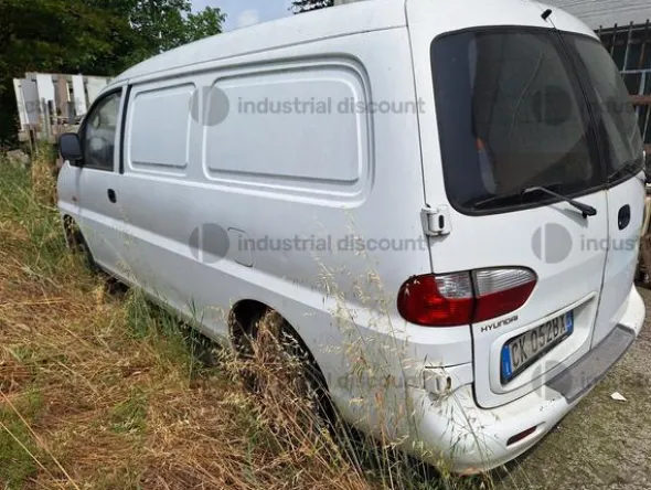 11#9200 Autocarro Hyunday H-1