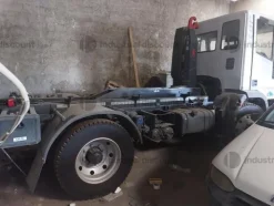 4#10133 Autocarro Iveco