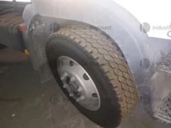 4#10133 Autocarro Iveco