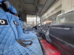 12#8924 Autocarro Iveco 75