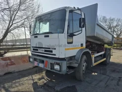 21#10282 Autocarro Iveco